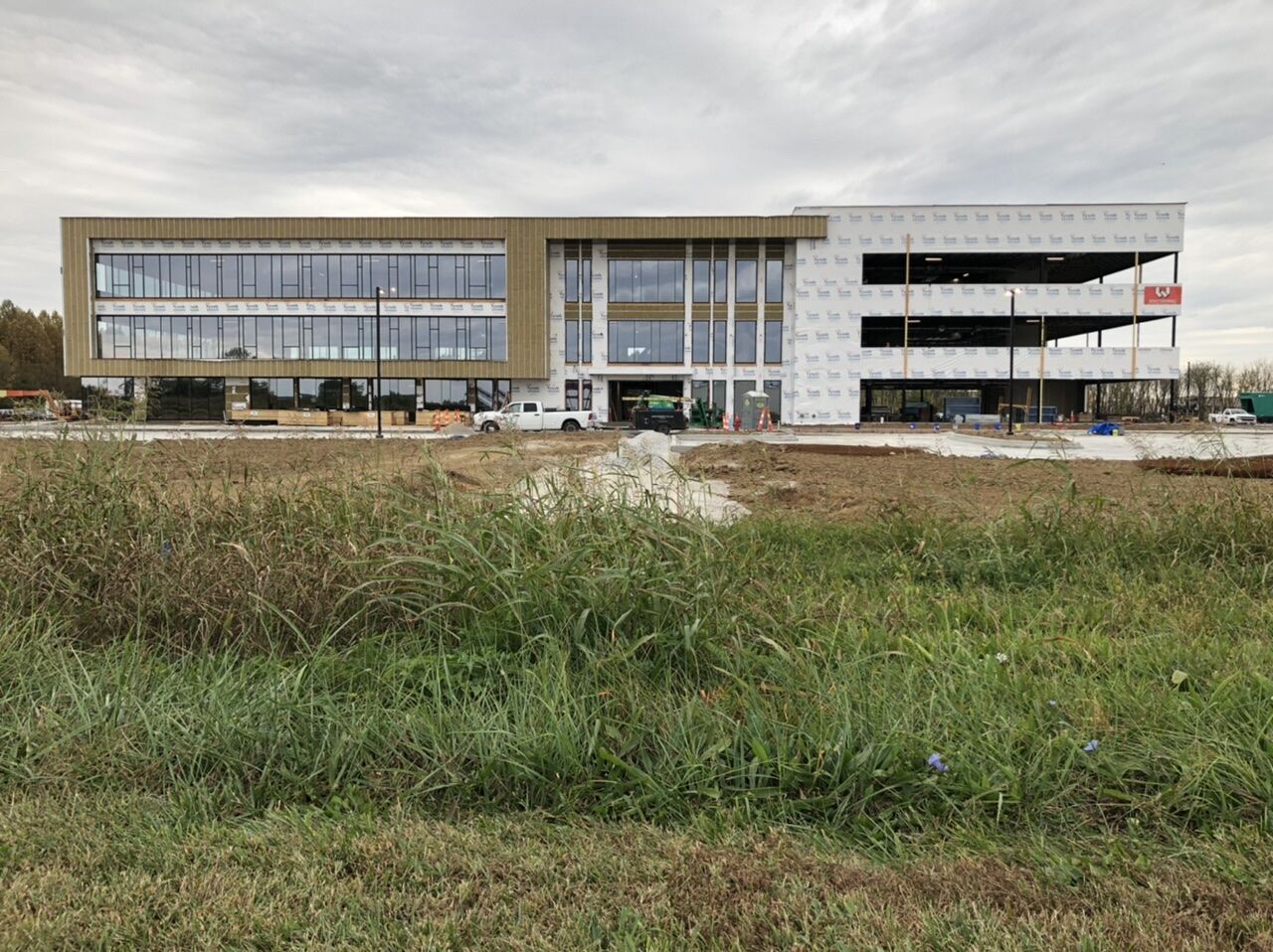 Pharmacord River Ridge office building under construction